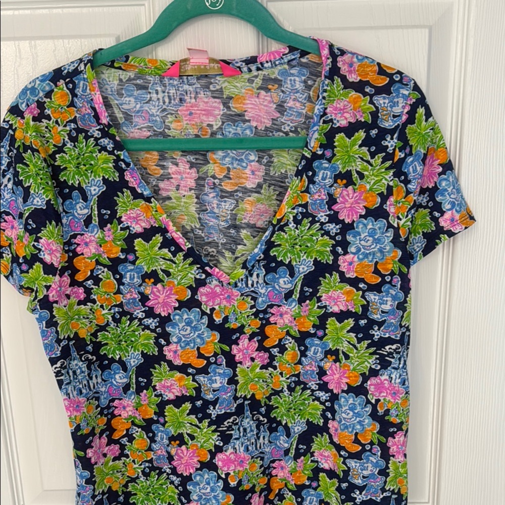 Floral V-Neck Women's Top - Picture 2 of 3
